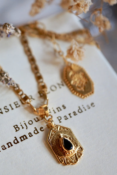Petit Poison Necklace