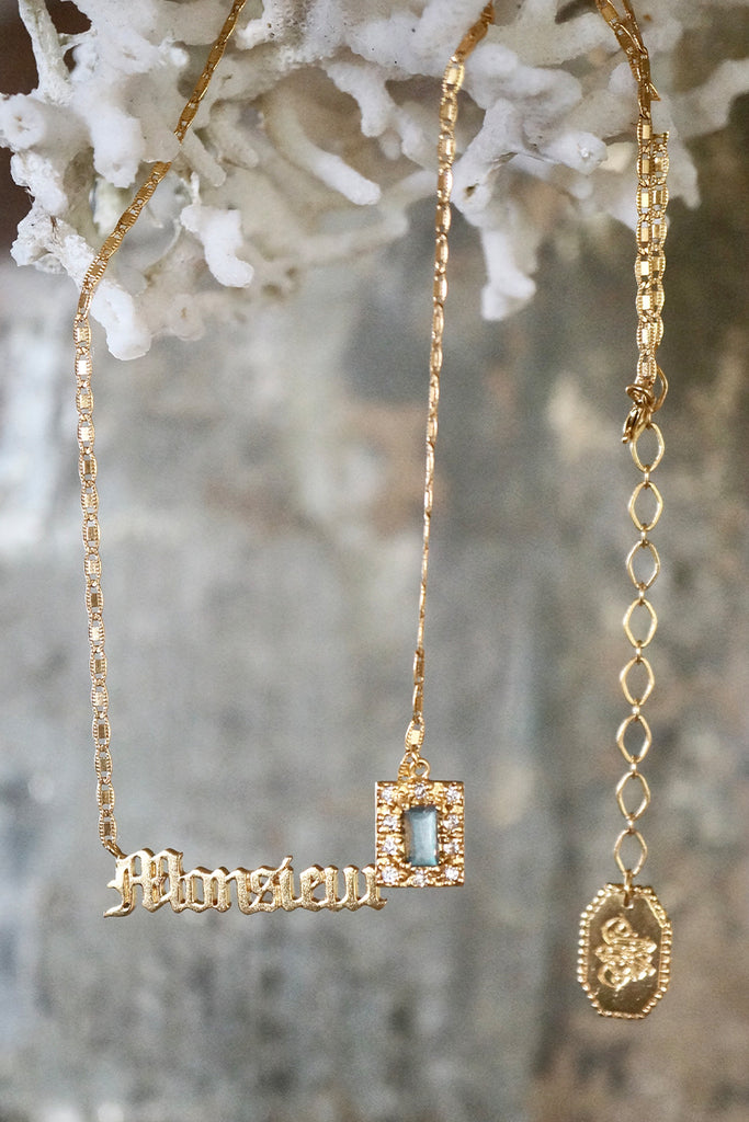 monsieur-blonde-gold-plated-necklace-decent-vocabulary-01